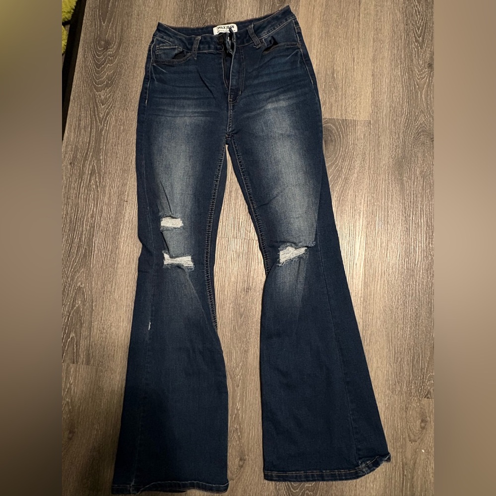 Women's Distressed Blue Jeans
